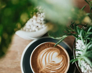 Kom je kennismaken met VdE Coaching? Meld je vooraf aan via het contactformulier. Coaching, Hypnose, Regressie, ACT, Healing, Persoonlijke ontwikkeling